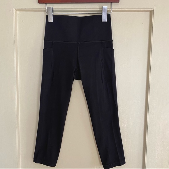 Athleta Salutation Stash Pocket leggings - Picture 2 of 7